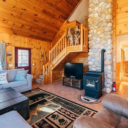 Ski Chalet W-Hot Tub, Only 3 Min To Sunday River Ski Lifts! Bethel Exterior photo